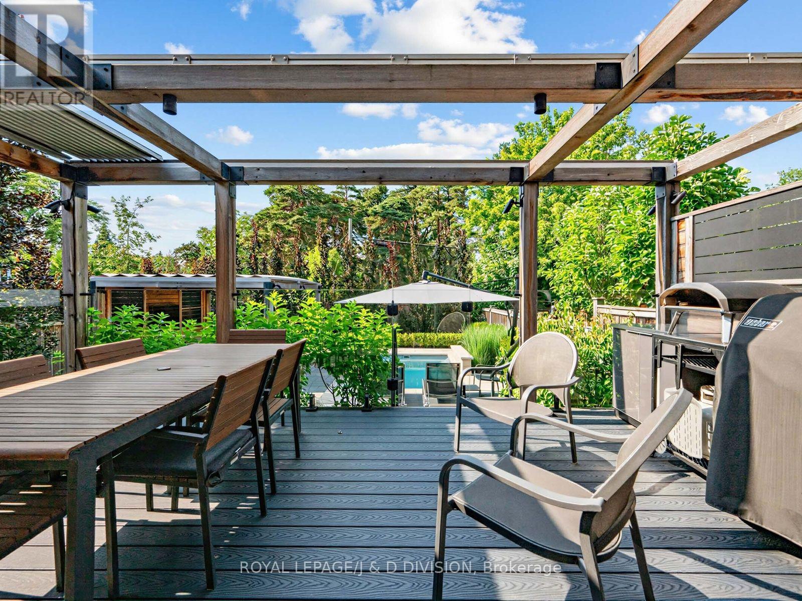 146 Glenvale Boulevard, Toronto, Ontario  M4G 2W3 - Photo 35 - C13564626