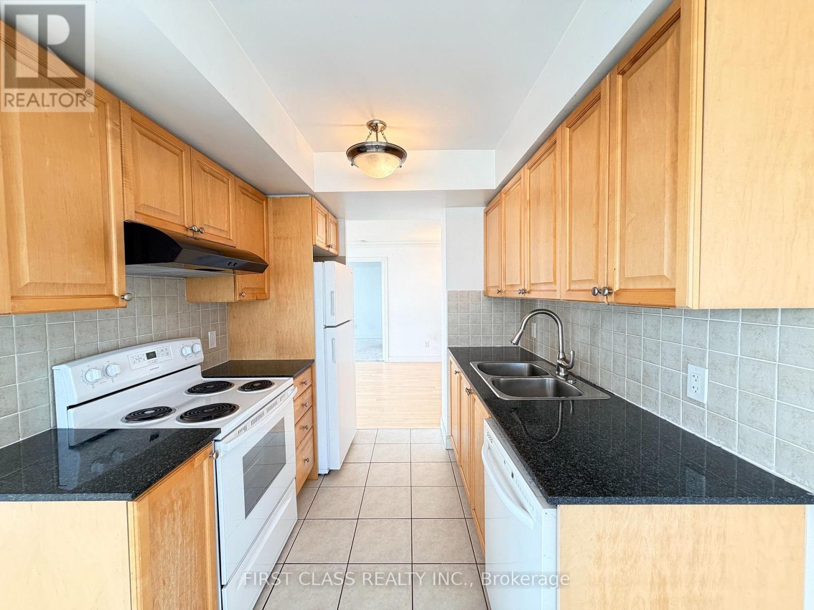 2325 - 238 Bonis Avenue, Toronto, Ontario  M1T 3W7 - Photo 8 - E13564622