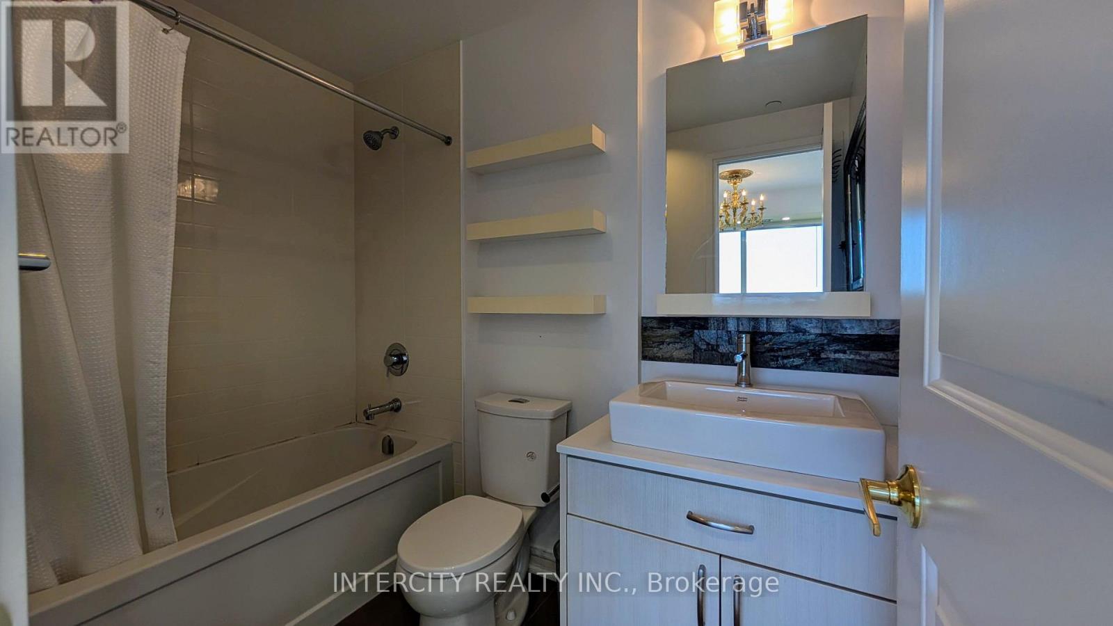 1602 - 9201 Yonge Street, Richmond Hill, Ontario  L4C 1H9 - Photo 10 - N13564604