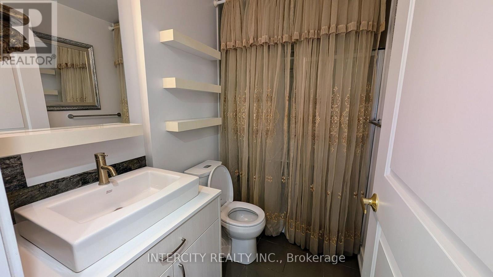 1602 - 9201 Yonge Street, Richmond Hill, Ontario  L4C 1H9 - Photo 14 - N13564604