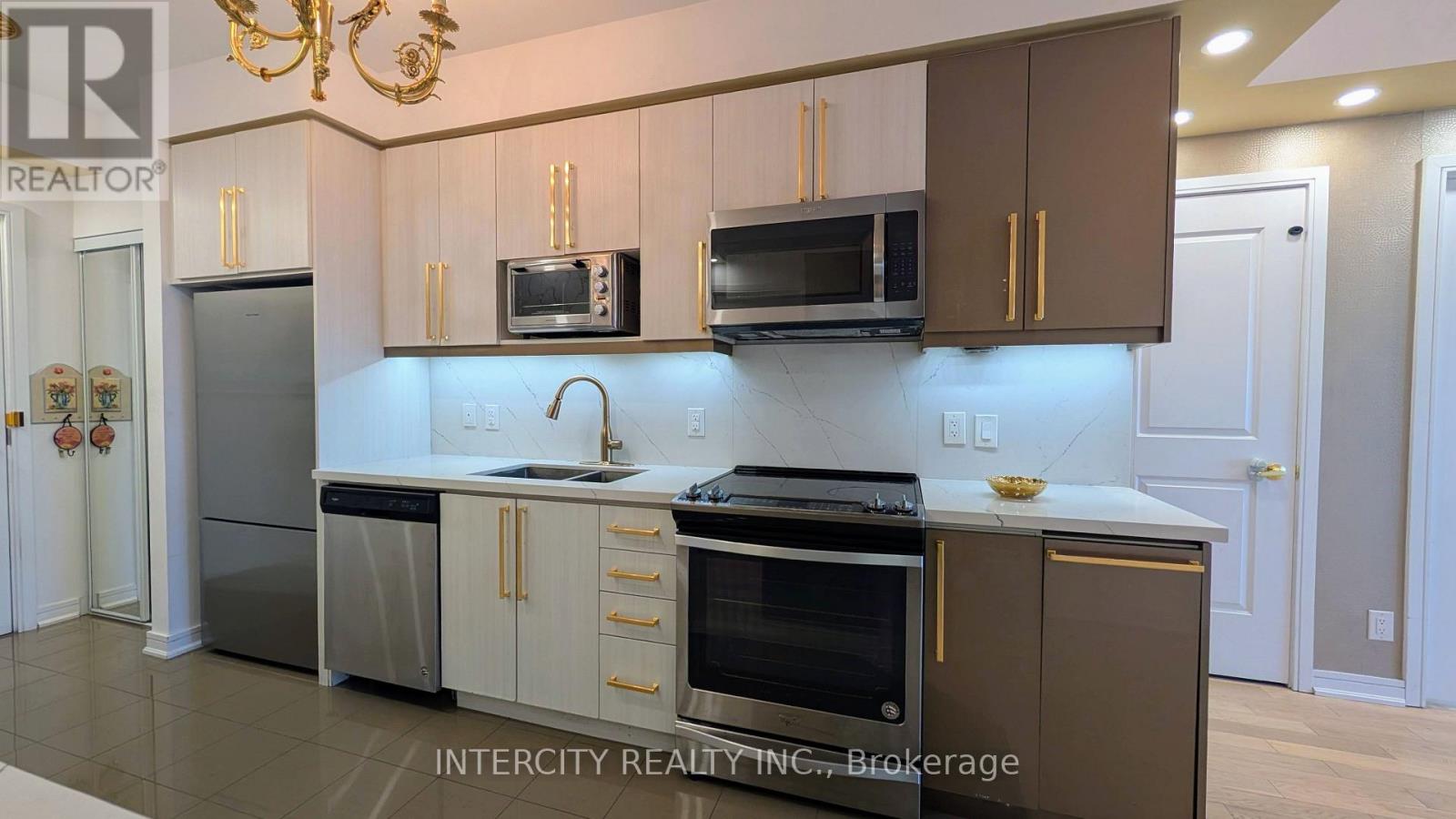 1602 - 9201 Yonge Street, Richmond Hill, Ontario  L4C 1H9 - Photo 25 - N13564604