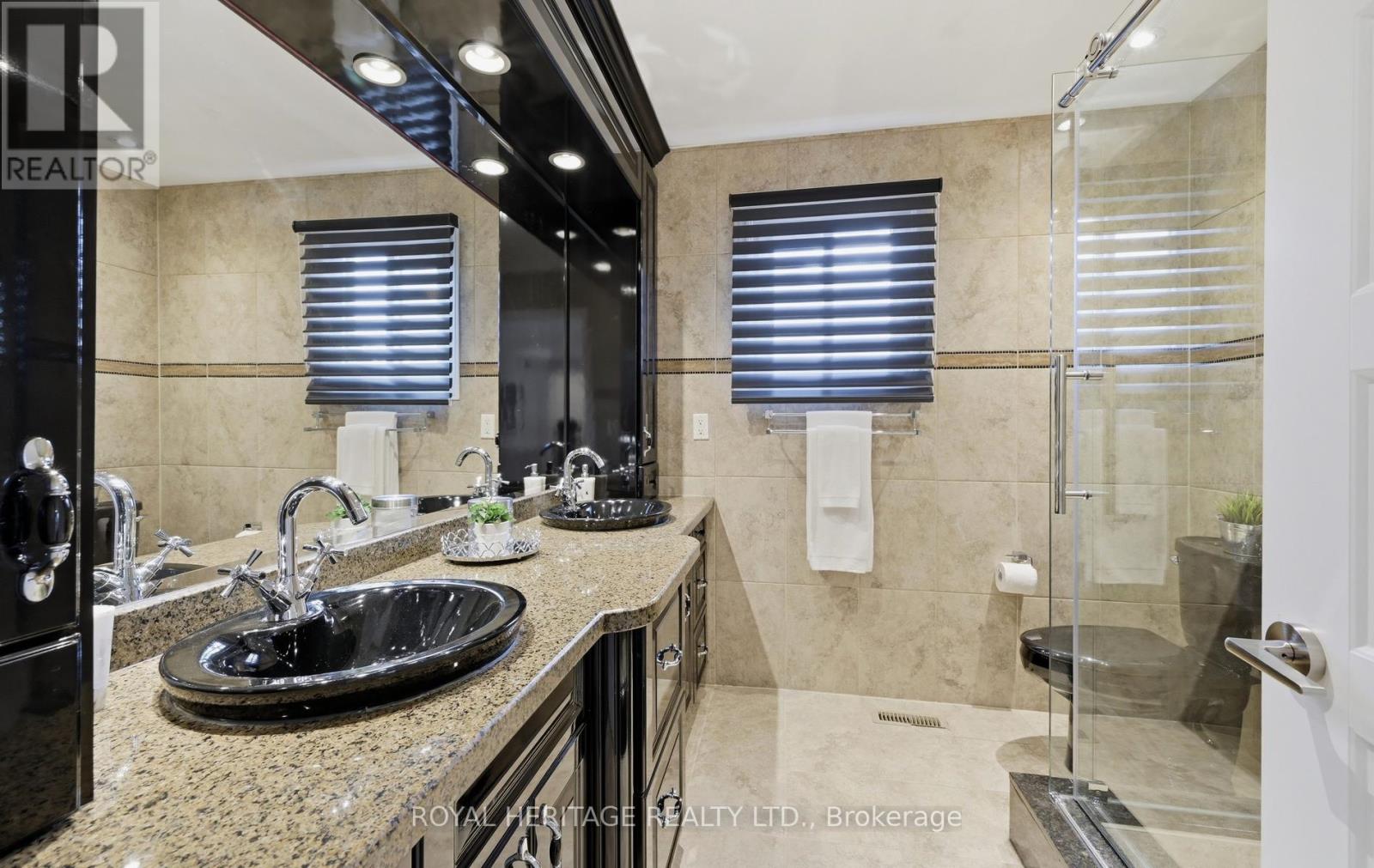 7 Kimbark Crescent, Markham, Ontario  L3R 8P7 - Photo 34 - N13564606