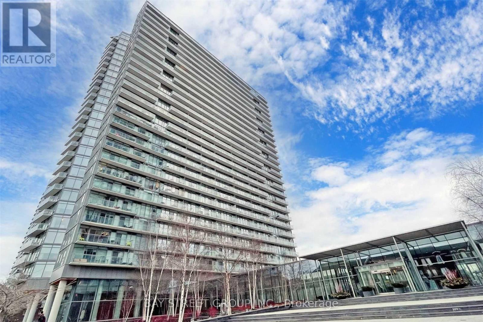 1008 - 105 THE QUEENSWAY, Toronto, Ontario