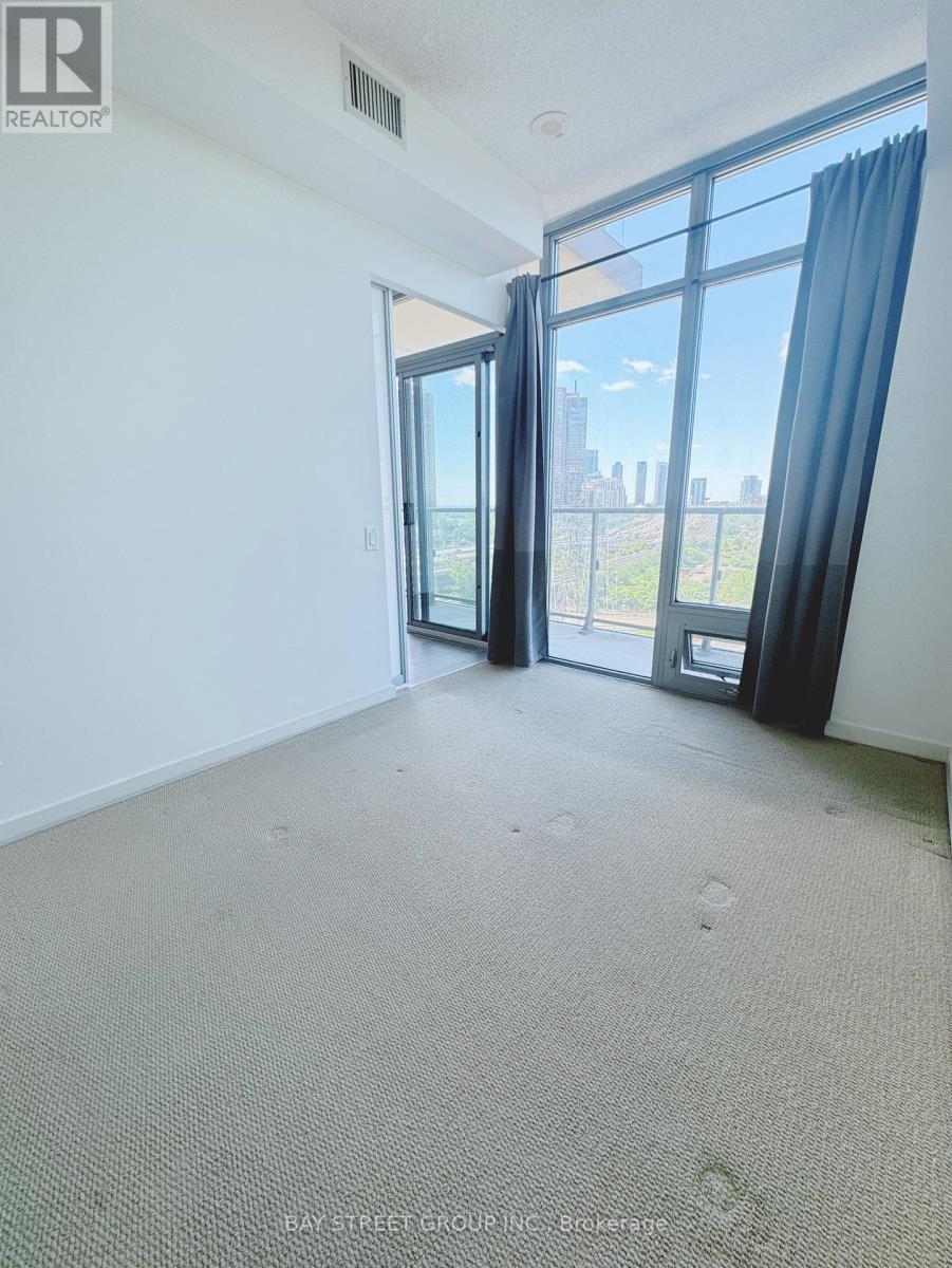 1008 - 105 The Queensway, Toronto, Ontario  M6S 2A2 - Photo 11 - W13564592