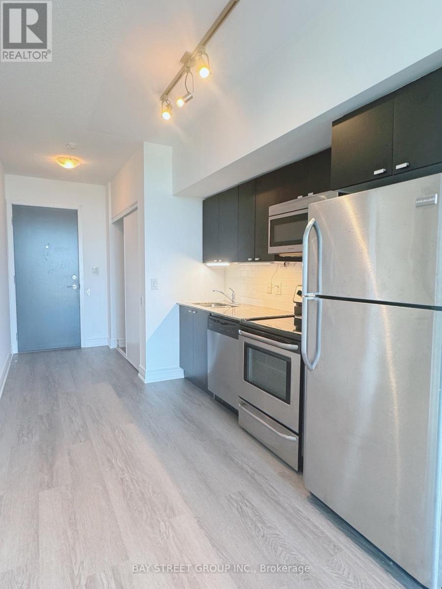 1008 - 105 The Queensway, Toronto, Ontario  M6S 2A2 - Photo 13 - W13564592