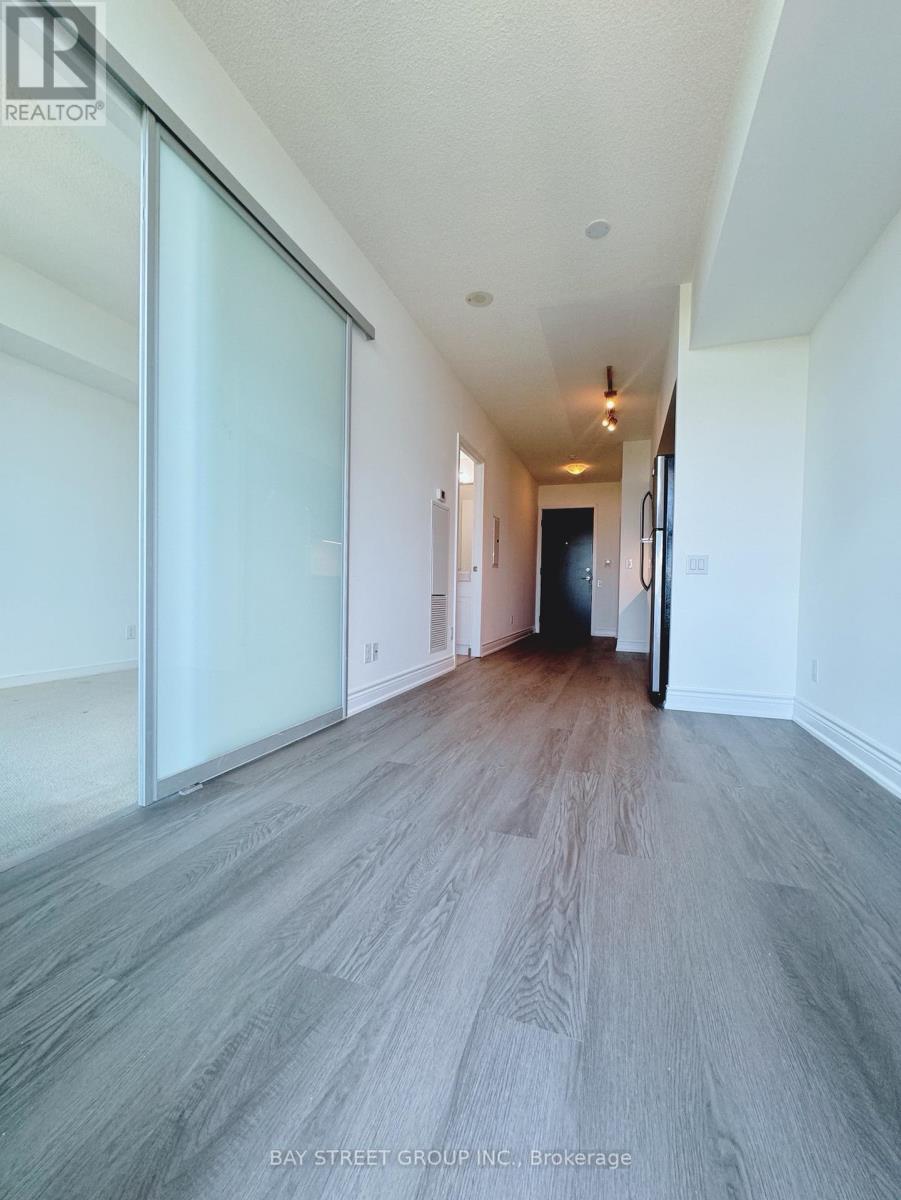 1008 - 105 The Queensway, Toronto, Ontario  M6S 2A2 - Photo 5 - W13564592
