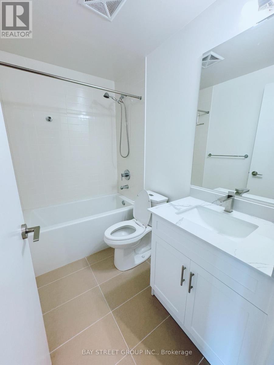 1008 - 105 The Queensway, Toronto, Ontario  M6S 2A2 - Photo 7 - W13564592