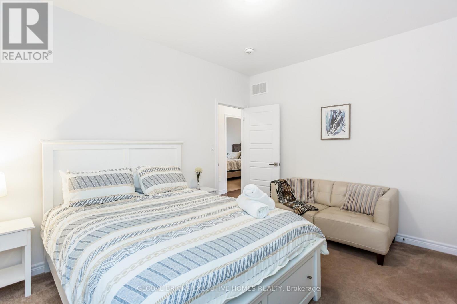 134 Petgor Path, Oakville, Ontario  L6H 0Y6 - Photo 29 - W13564630