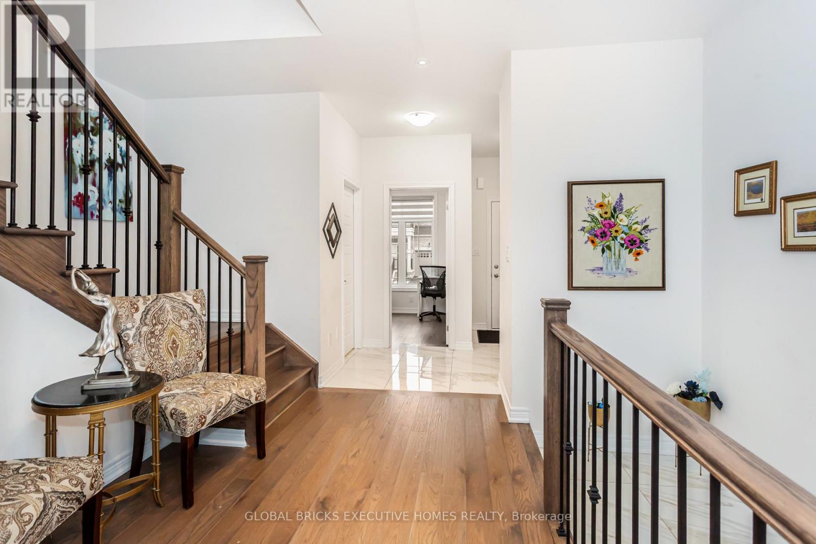134 Petgor Path, Oakville, Ontario  L6H 0Y6 - Photo 4 - W13564630