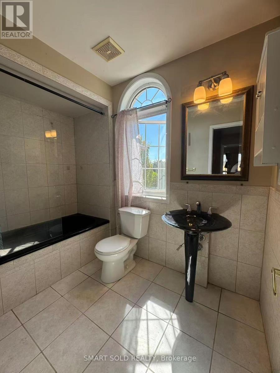 7267 Aldercrest Drive, Mississauga, Ontario  L5N 7N8 - Photo 20 - W13564640
