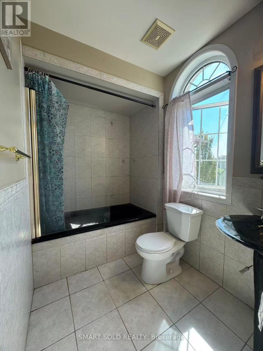 7267 Aldercrest Drive, Mississauga, Ontario  L5N 7N8 - Photo 21 - W13564640