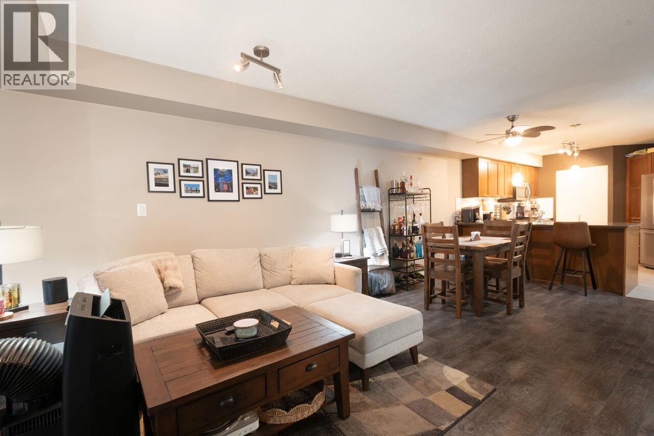 409 19677 Meadow Gardens Way, Pitt Meadows, British Columbia  V3Y 0A2 - Photo 10 - R3146214