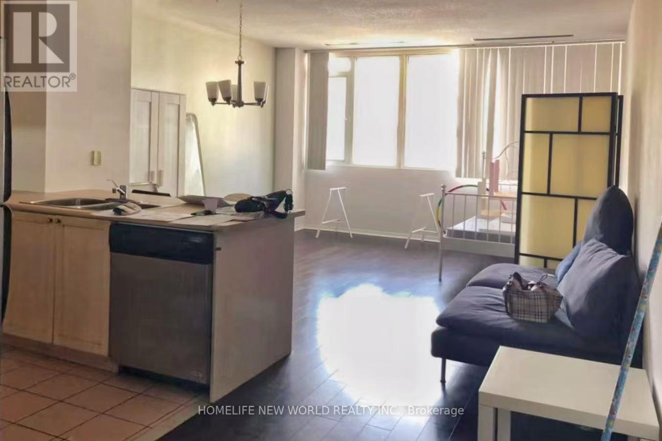 513 - 555 Yonge Street, Toronto, Ontario M4Y 3A6 - Photo 10 - C13564668