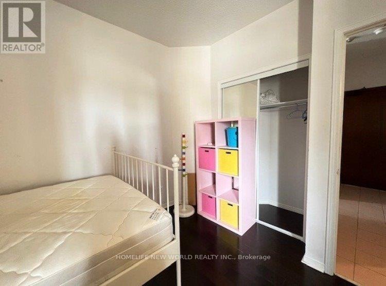 513 - 555 Yonge Street, Toronto, Ontario M4Y 3A6 - Photo 13 - C13564668