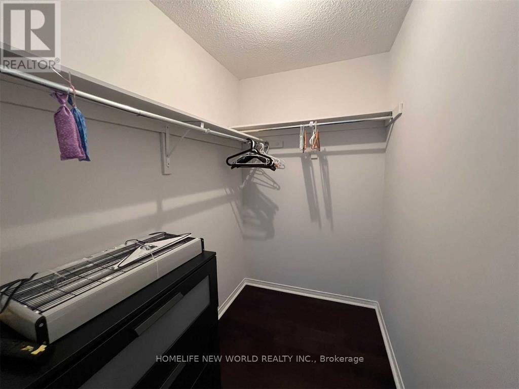 513 - 555 Yonge Street, Toronto, Ontario M4Y 3A6 - Photo 15 - C13564668