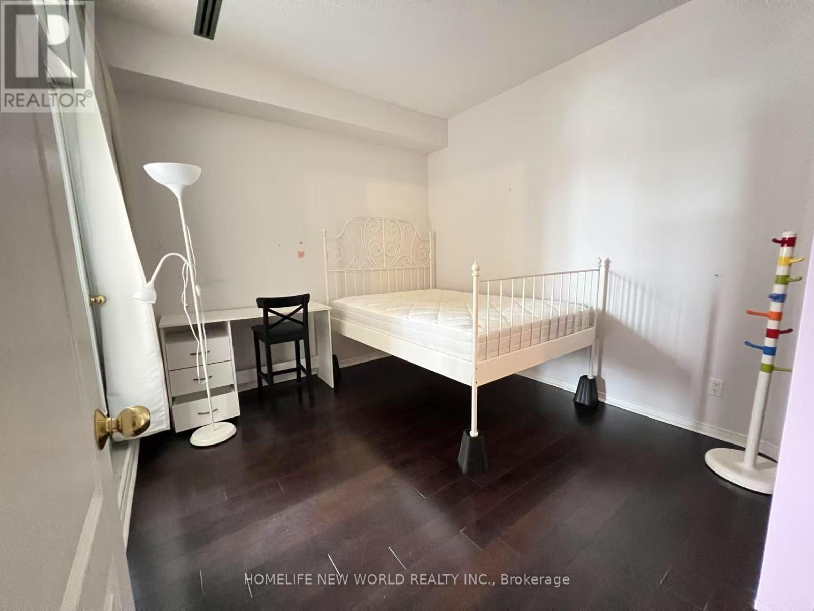 513 - 555 Yonge Street, Toronto, Ontario M4Y 3A6 - Photo 17 - C13564668