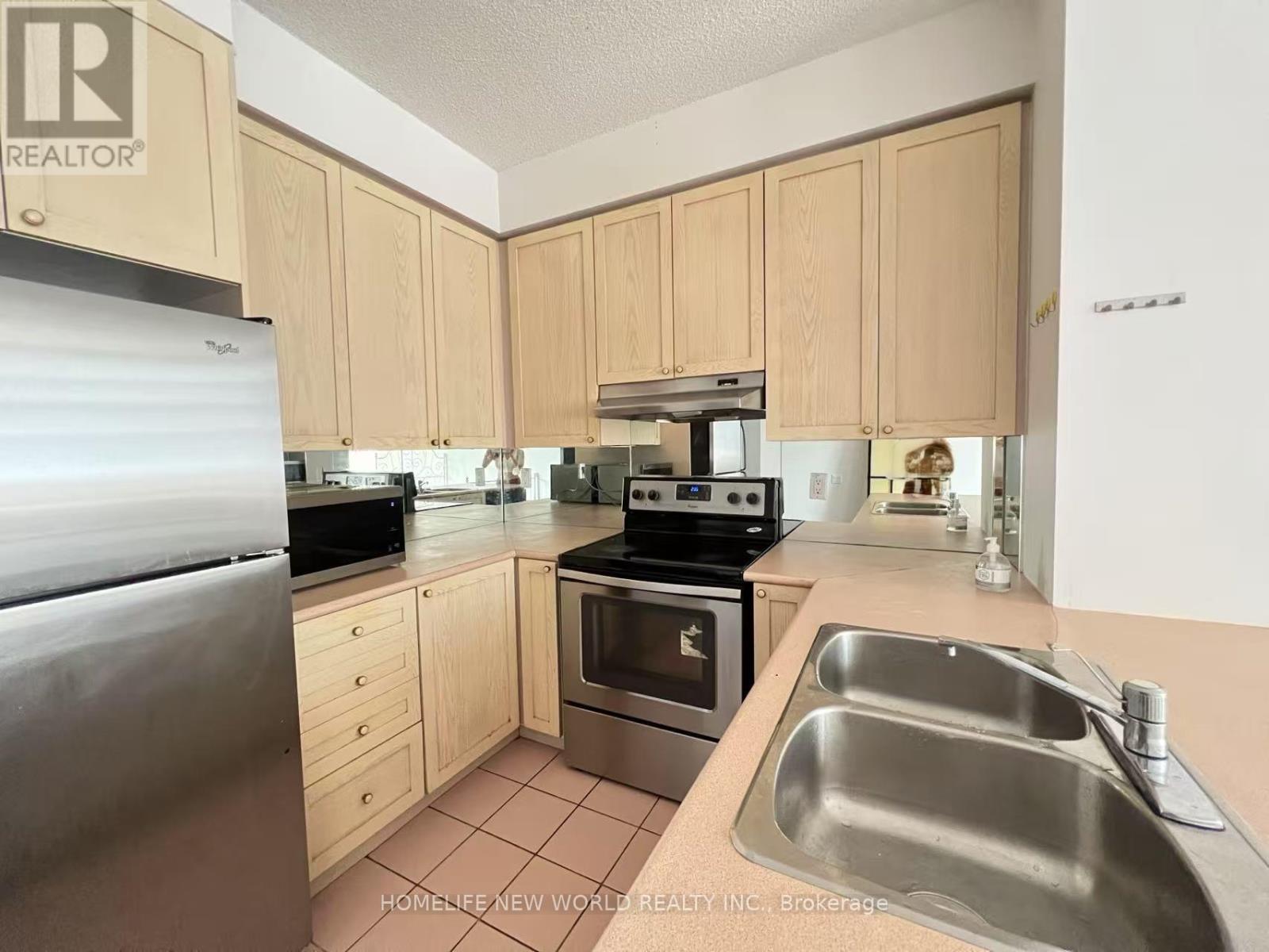 513 - 555 Yonge Street, Toronto, Ontario M4Y 3A6 - Photo 21 - C13564668