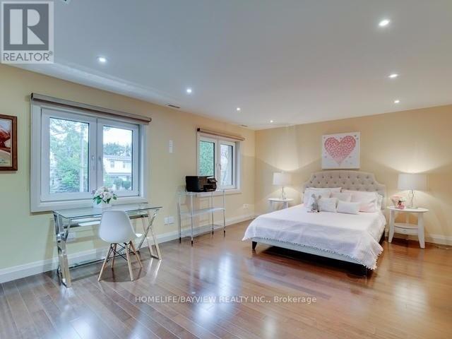 45 Aldershot Crescent, Toronto, Ontario M2P 1L7 - Photo 12 - C13564670