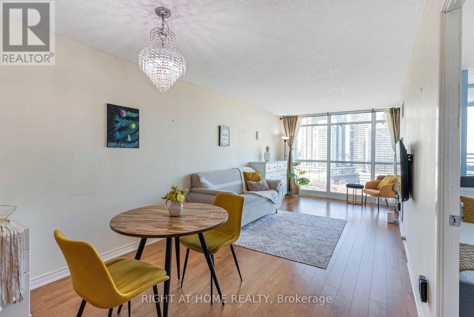 1807 - 231 Fort York Boulevard, Toronto, Ontario  M5V 1B2 - Photo 12 - C13564710