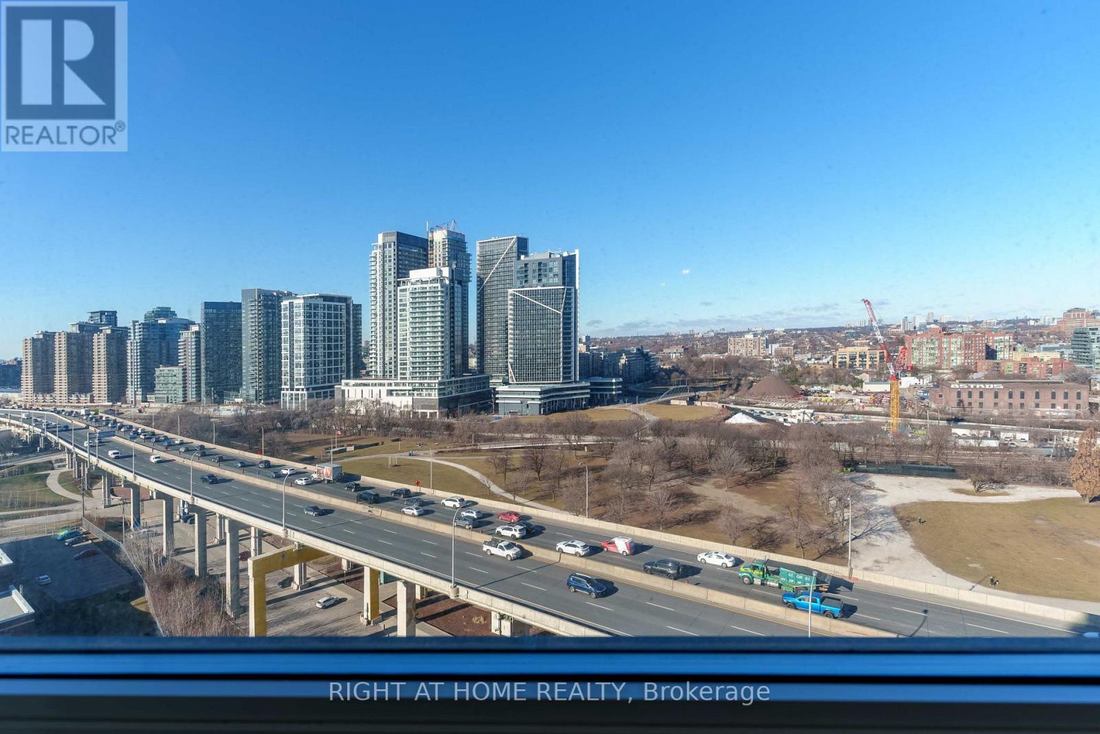 1807 - 231 Fort York Boulevard, Toronto, Ontario  M5V 1B2 - Photo 17 - C13564710