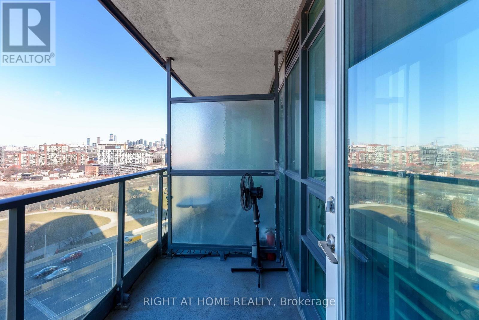 1807 - 231 Fort York Boulevard, Toronto, Ontario  M5V 1B2 - Photo 23 - C13564710