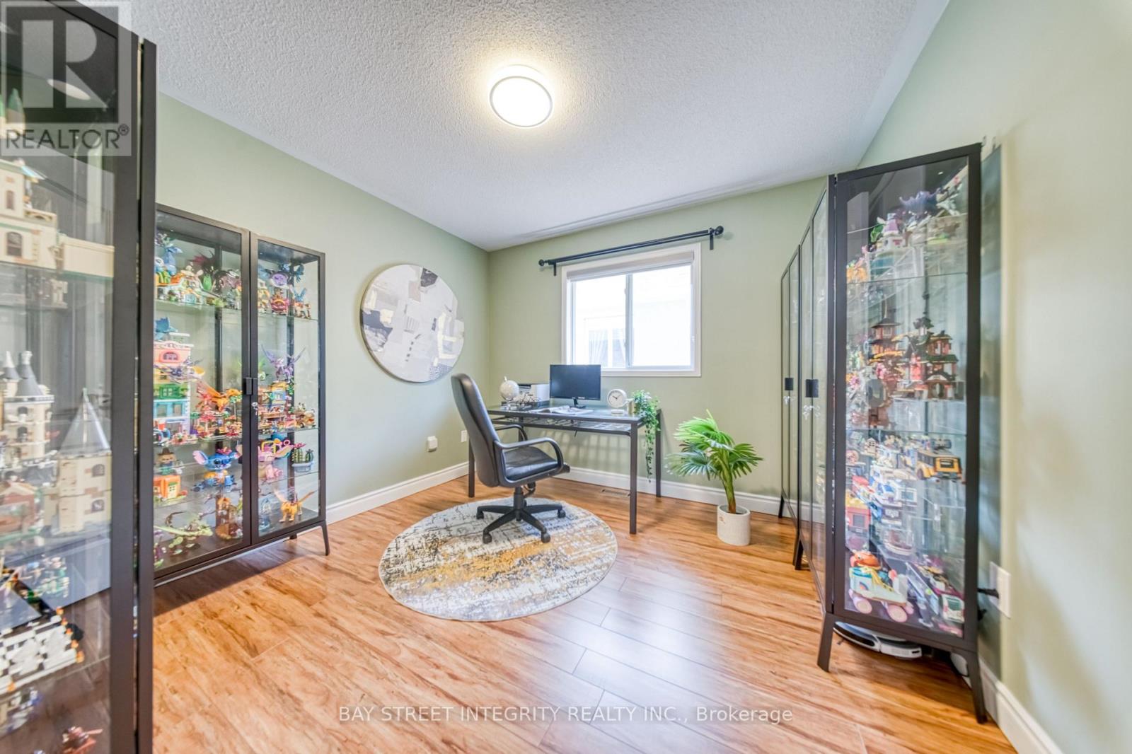 129 Fadine Road, Newmarket, Ontario L3X 2P2 - Photo 27 - N13564672