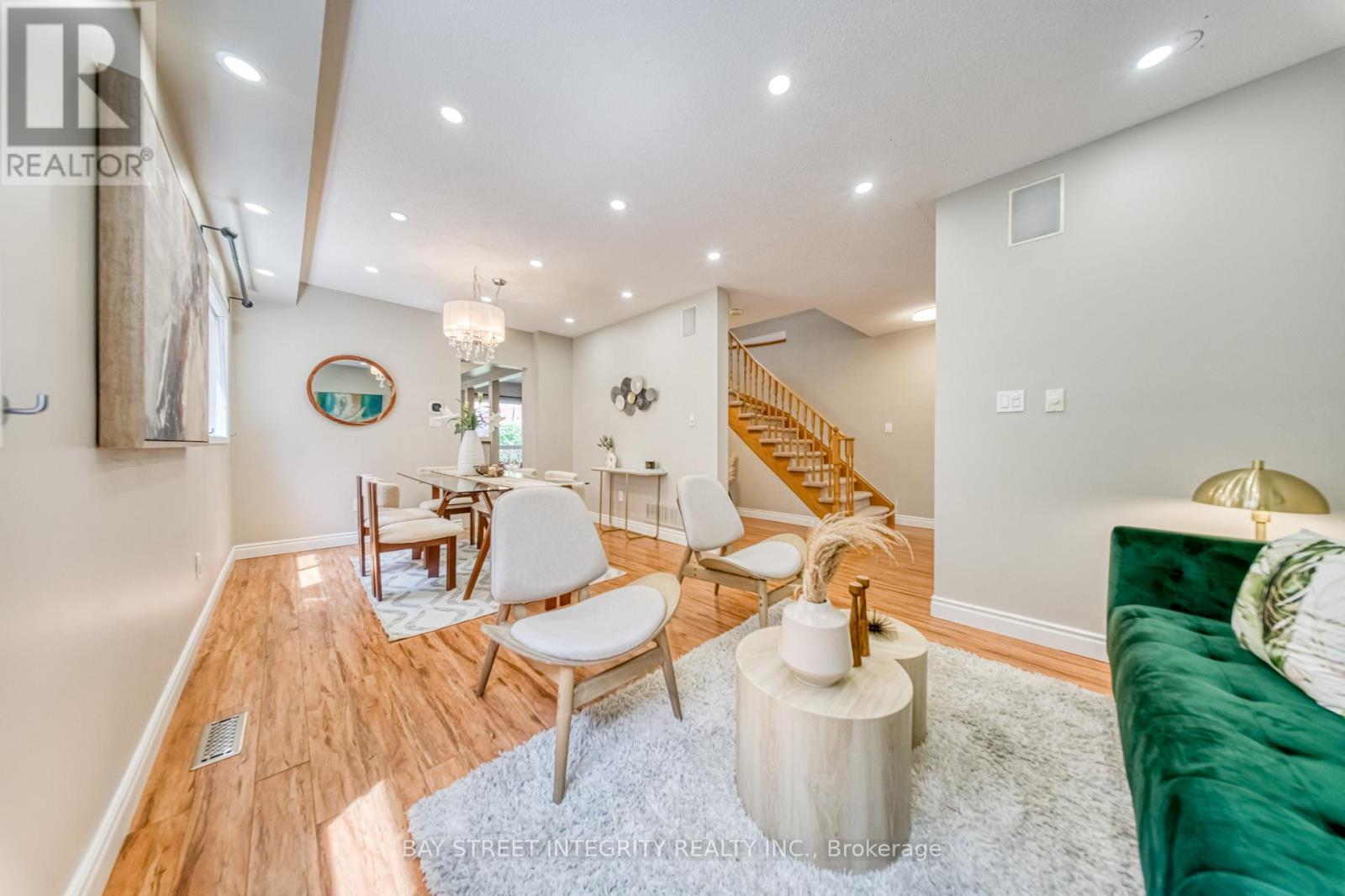 129 Fadine Road, Newmarket, Ontario L3X 2P2 - Photo 6 - N13564672