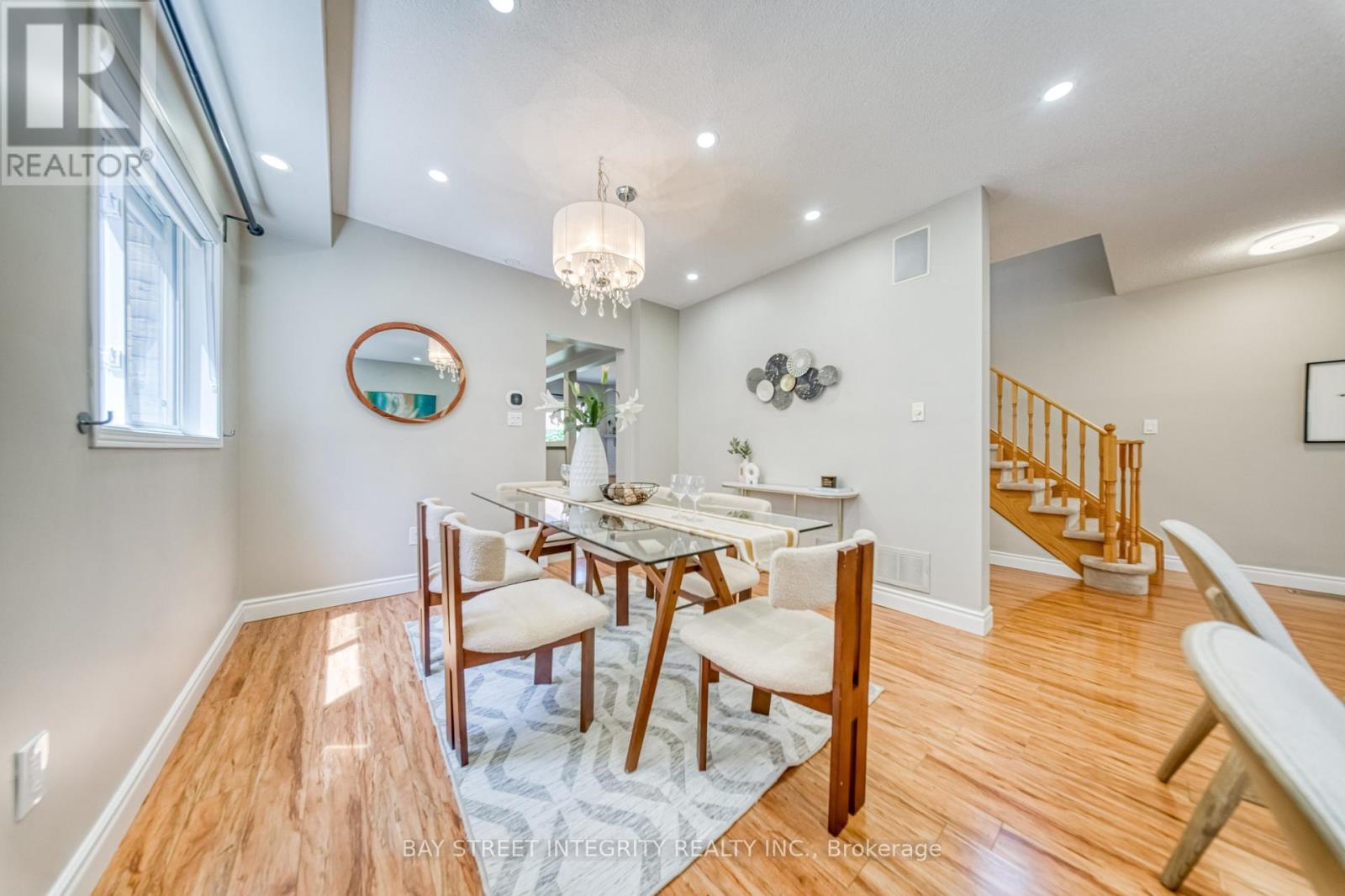 129 Fadine Road, Newmarket, Ontario L3X 2P2 - Photo 7 - N13564672