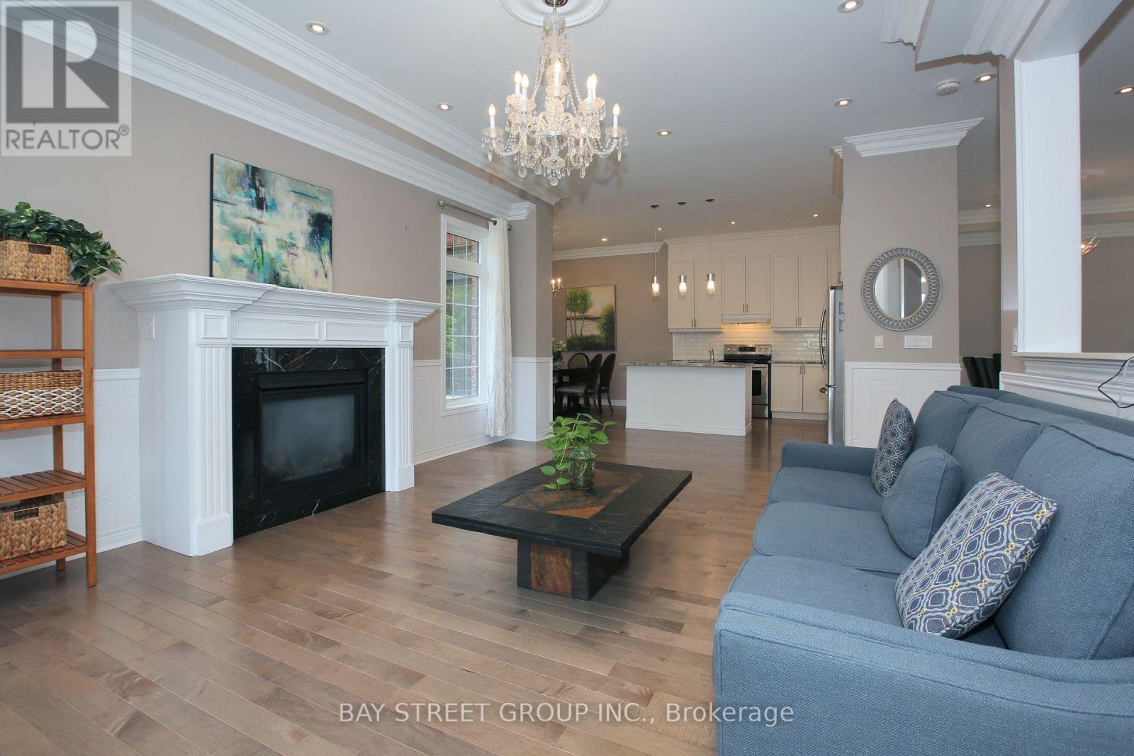 1 Webb Street, Markham, Ontario  L6B 0Z7 - Photo 3 - N13564674