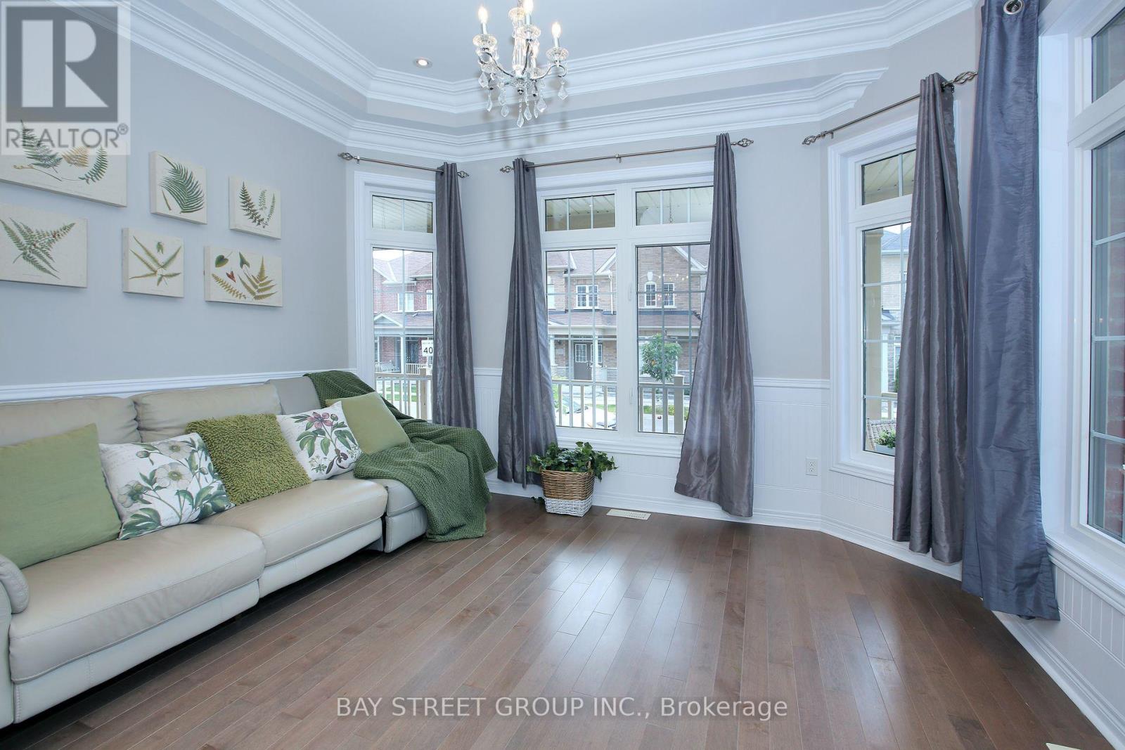 1 Webb Street, Markham, Ontario  L6B 0Z7 - Photo 4 - N13564674