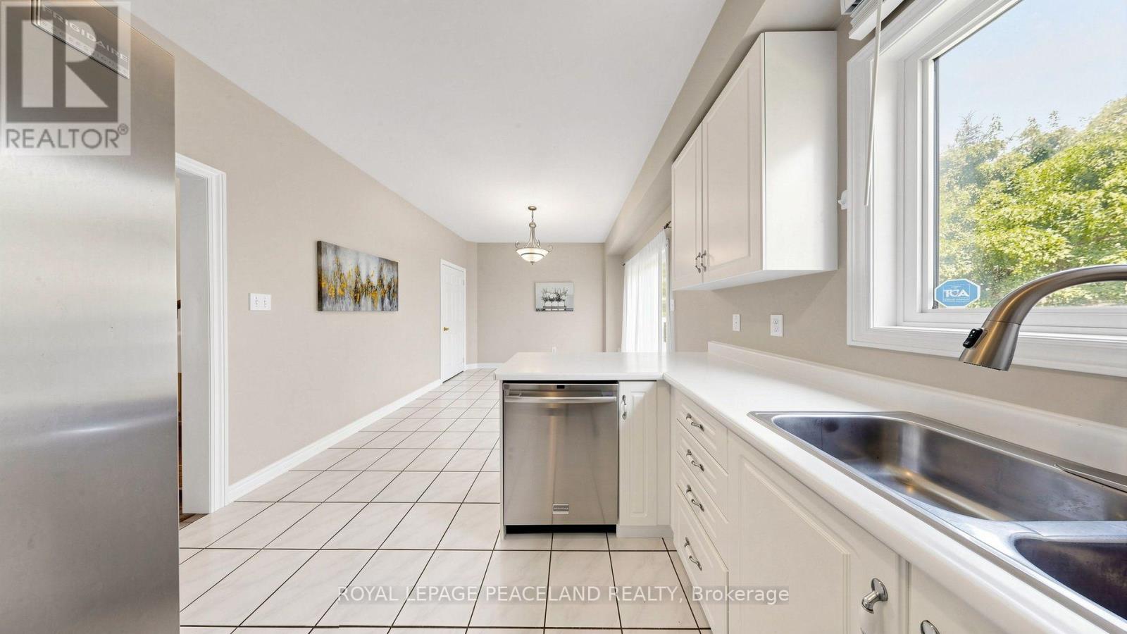 246 Farmstead Road, Richmond Hill, Ontario L4S 2J8 - Photo 14 - N13564700