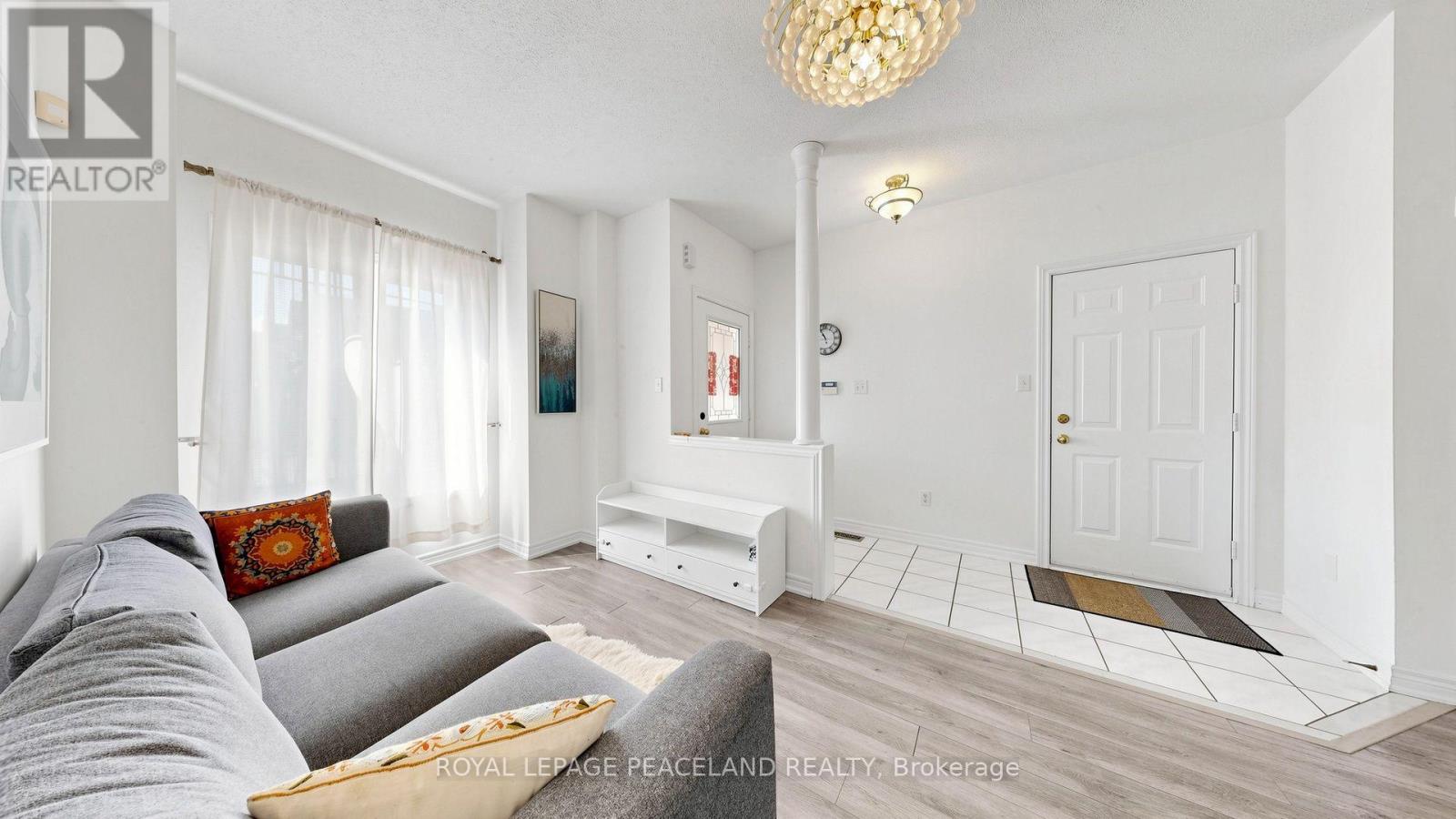 246 Farmstead Road, Richmond Hill, Ontario L4S 2J8 - Photo 6 - N13564700