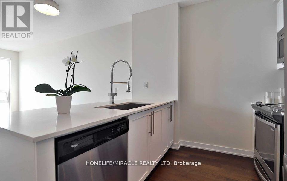 1603 - 510 Curran Place, Mississauga, Ontario  L5B 0J8 - Photo 4 - W13564660