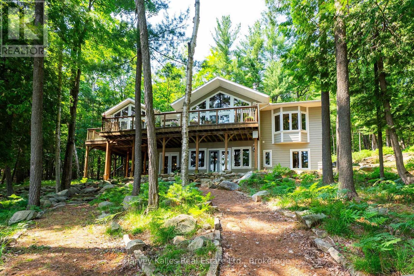 37-M81 Pine Island, Muskoka Lakes, Ontario  P0B 1E0 - Photo 2 - X13564852