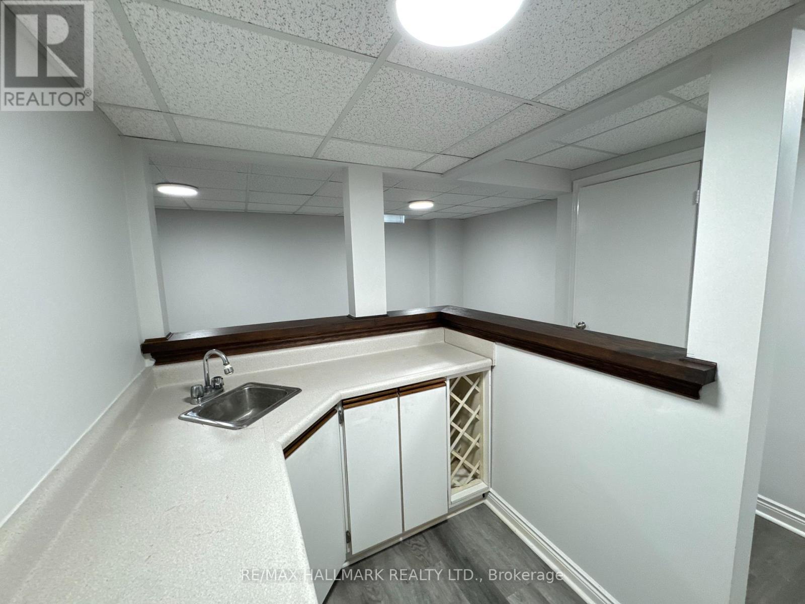 23 Lachlan Drive, Ajax, Ontario  L1T 1P1 - Photo 18 - E13564654