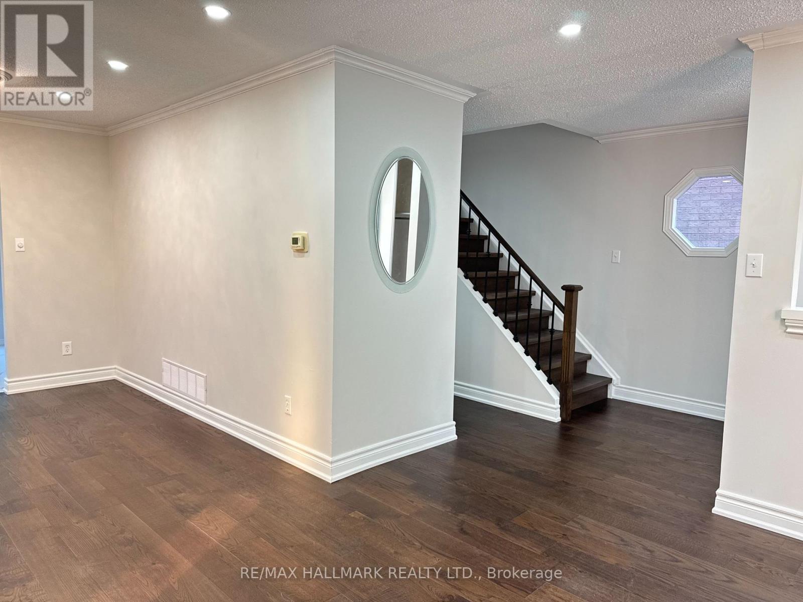 23 Lachlan Drive, Ajax, Ontario  L1T 1P1 - Photo 3 - E13564654