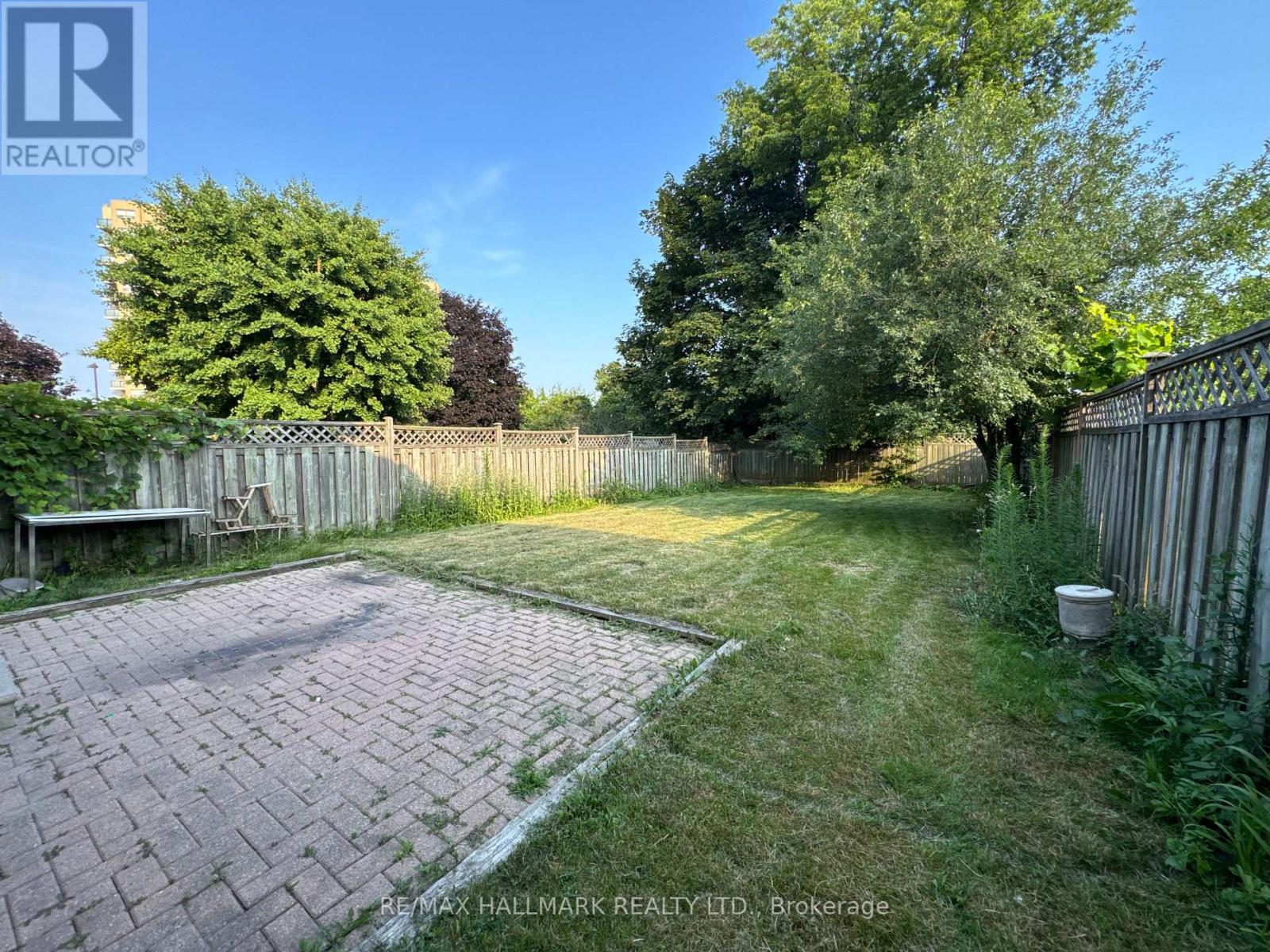 23 Lachlan Drive, Ajax, Ontario  L1T 1P1 - Photo 19 - E13564654