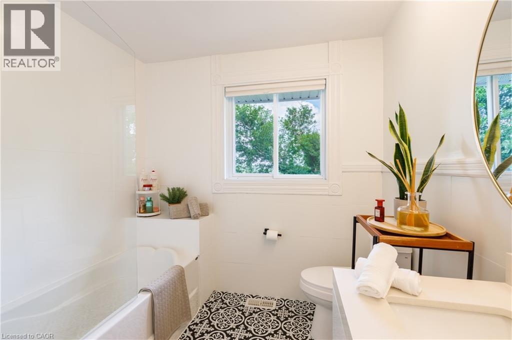 176 Riverbank Drive, Cambridge, Ontario  N3H 4R6 - Photo 22 - 40848347