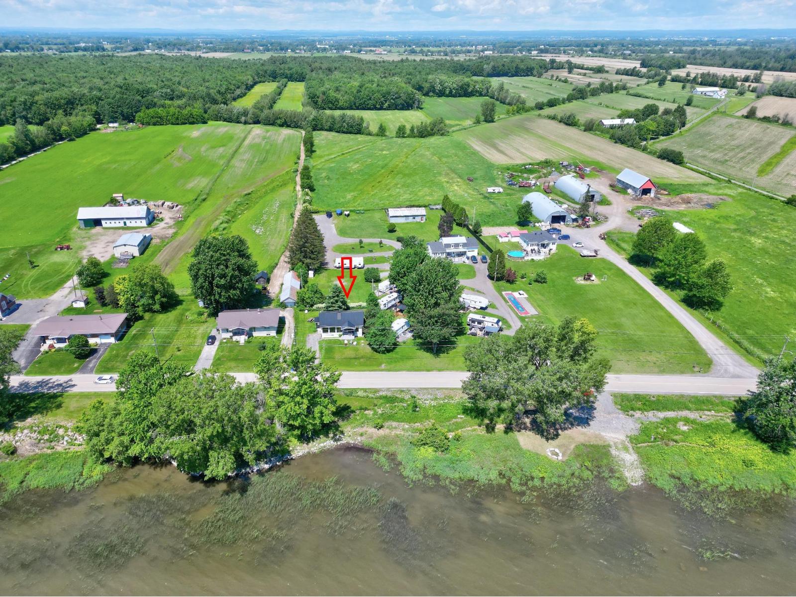 1385 Rg St-Michel Saint-Ignace-de-Loyola Quebec Canada J0K2P0 3