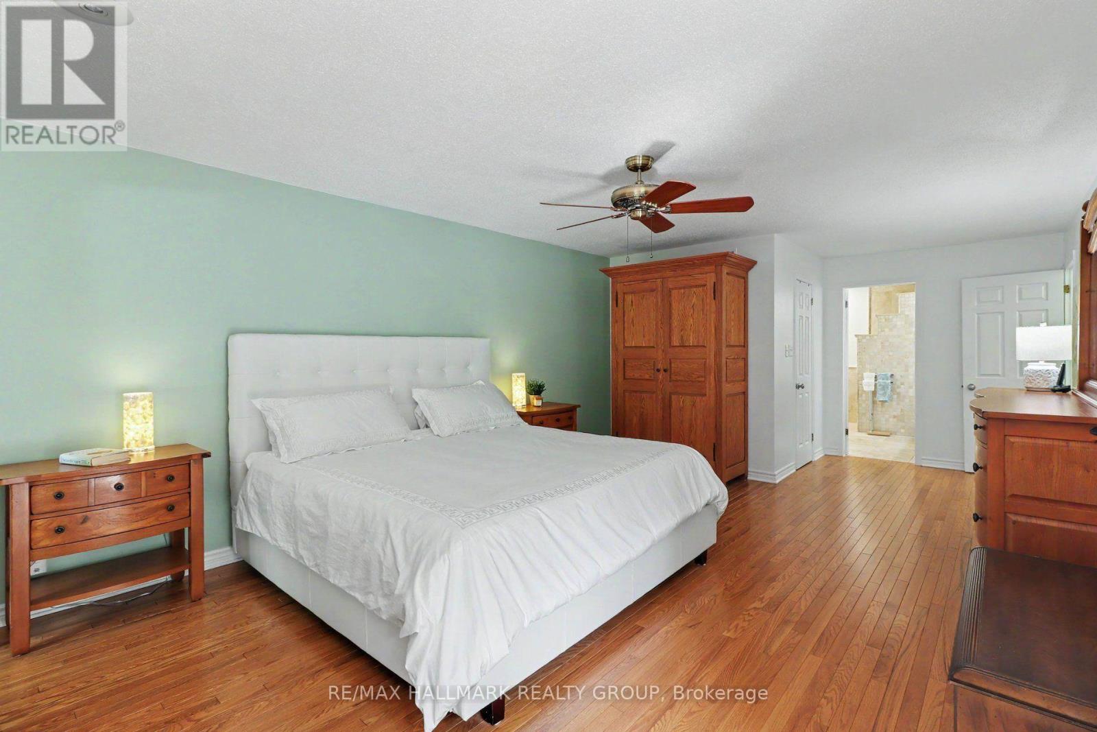682 Kama Place, Ottawa, Ontario  K1J 8W2 - Photo 18 - X13564832