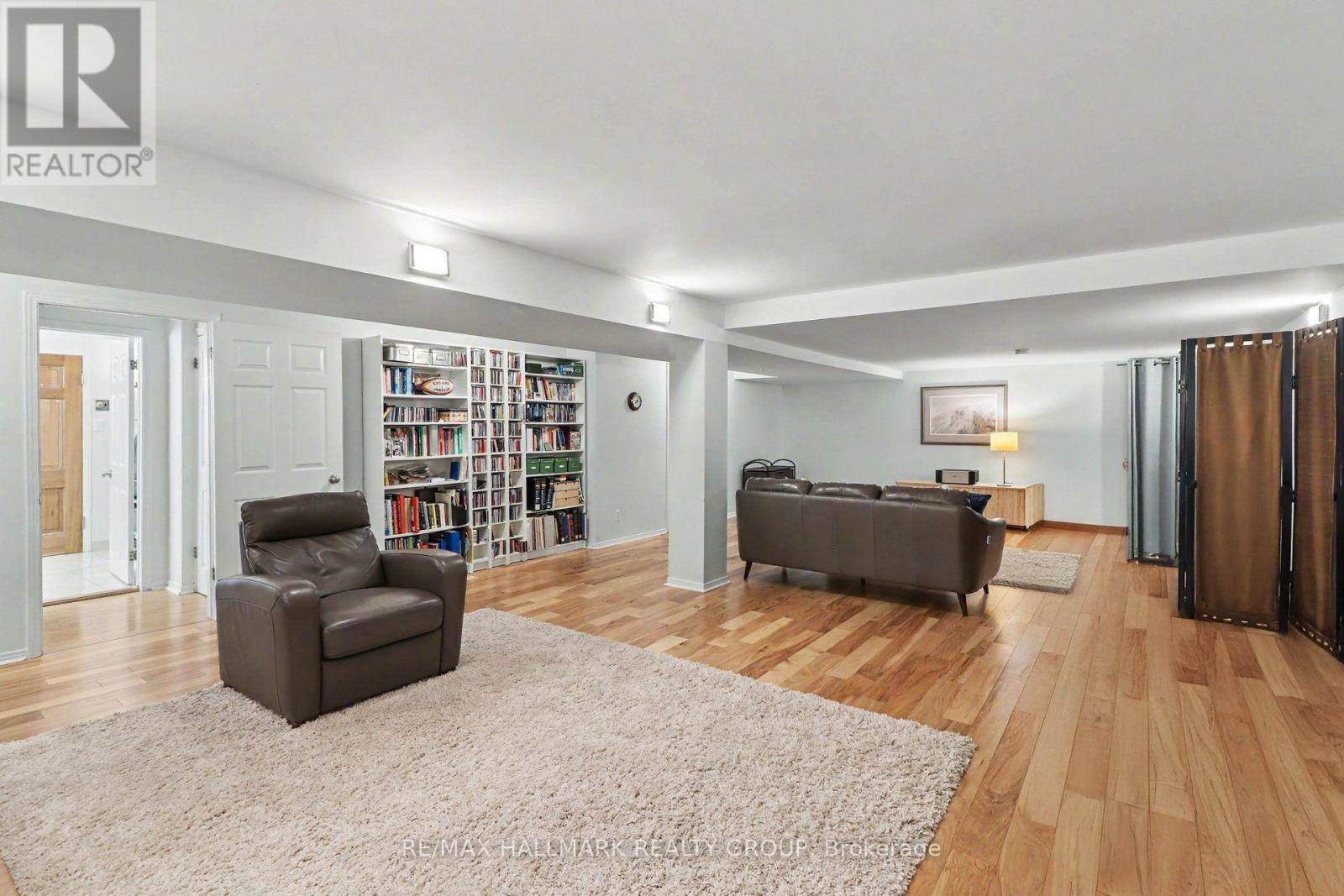 682 Kama Place, Ottawa, Ontario  K1J 8W2 - Photo 27 - X13564832
