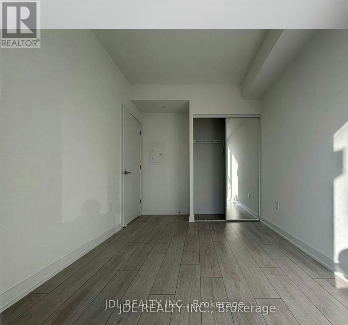 #321 Two Bedrooms - 5858 Yonge St Street, Toronto, Ontario  M2M 0C6 - Photo 13 - C13564756