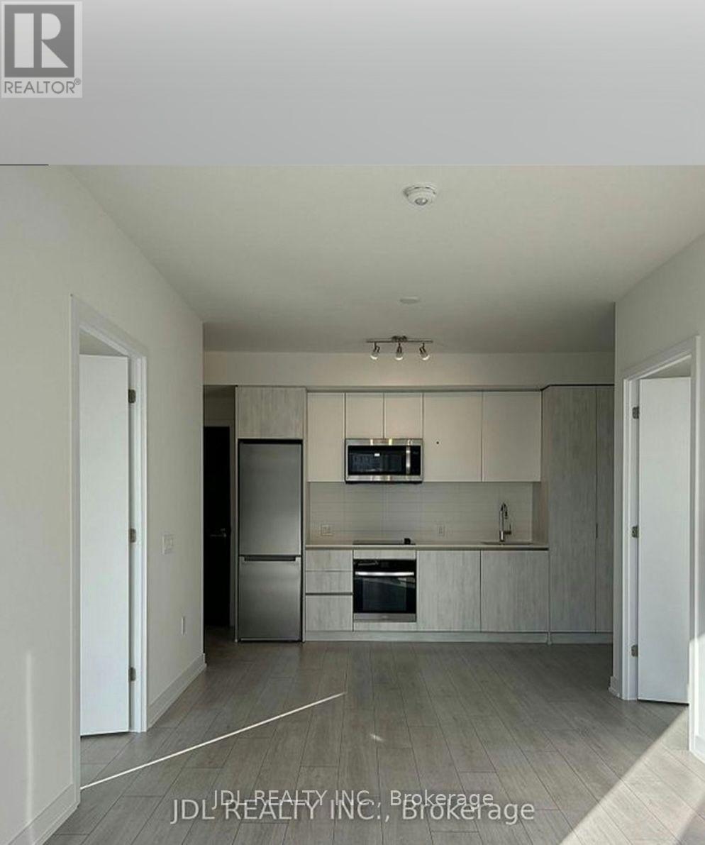 #321 Two Bedrooms - 5858 Yonge St Street, Toronto, Ontario  M2M 0C6 - Photo 7 - C13564756