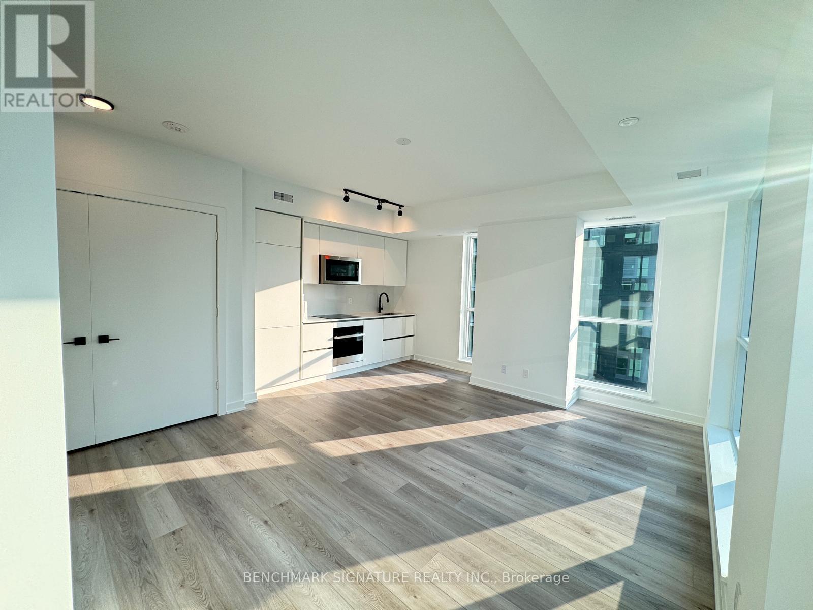 3203 - 327 King Street, Toronto, Ontario  M5V 0W7 - Photo 2 - C13564758