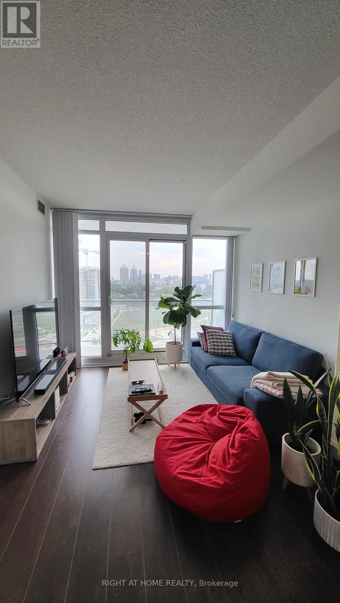 2211 - 121 Mcmahon Drive, Toronto, Ontario  M2K 0C1 - Photo 1 - C13564774