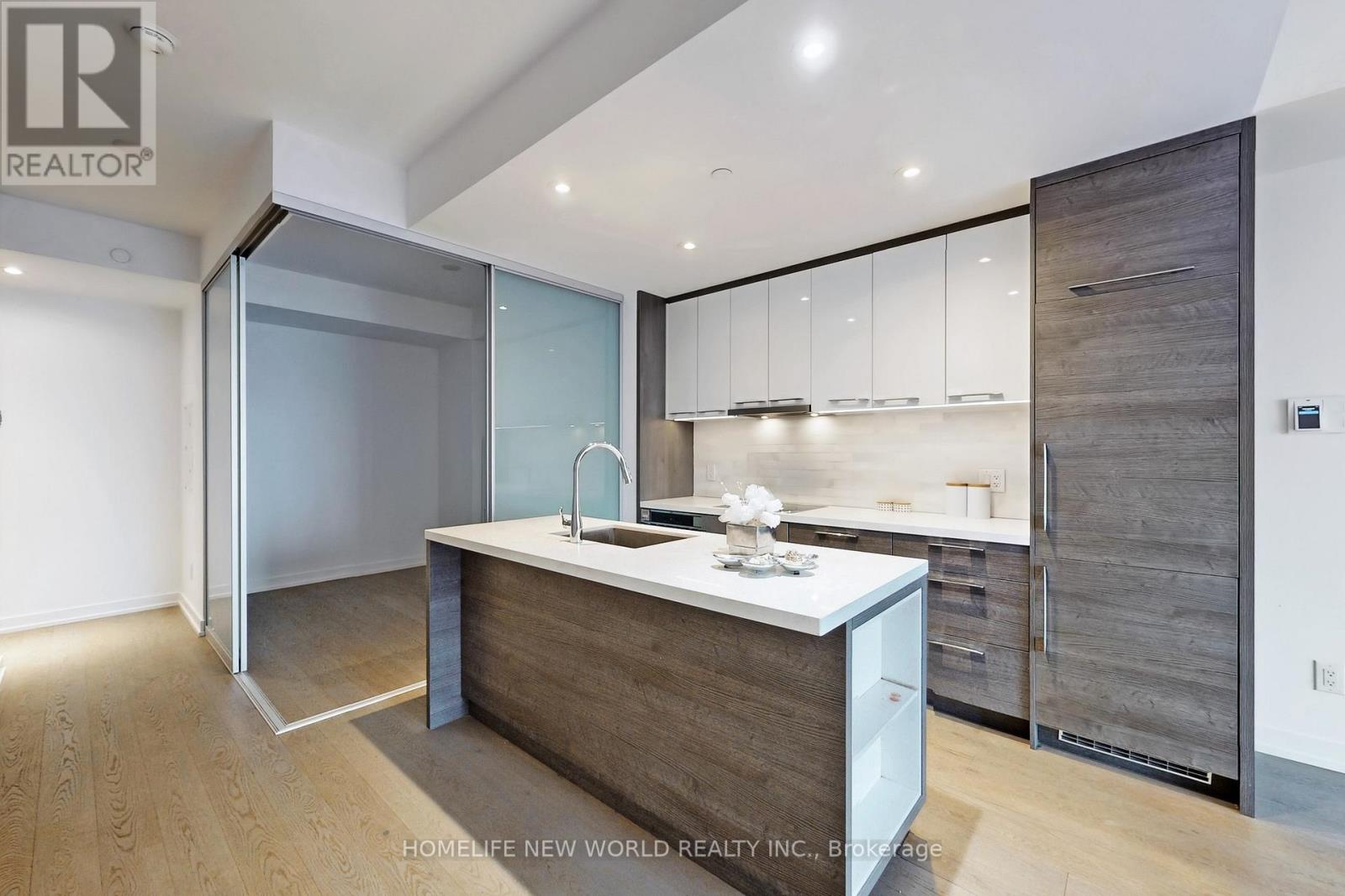 4501 - 488 UNIVERSITY AVENUE, Toronto (Kensington-Chinatown)