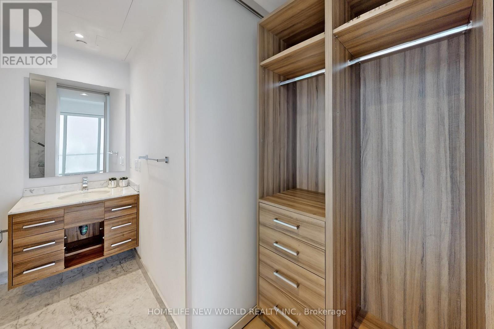 4501 - 488 University Avenue, Toronto, Ontario  M5G 0C1 - Photo 19 - C13564782