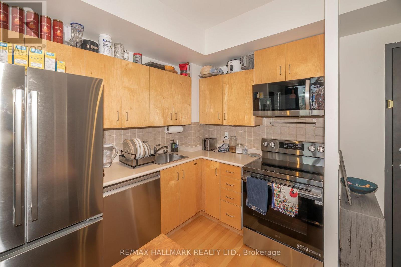 1506 - 281 Mutual Street, Toronto, Ontario  M4Y 3C4 - Photo 8 - C13564810