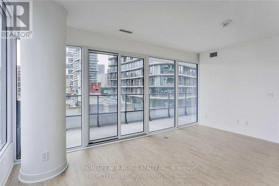 1216 - 85 Wood Street, Toronto, Ontario  M4Y 0E8 - Photo 4 - C13564886
