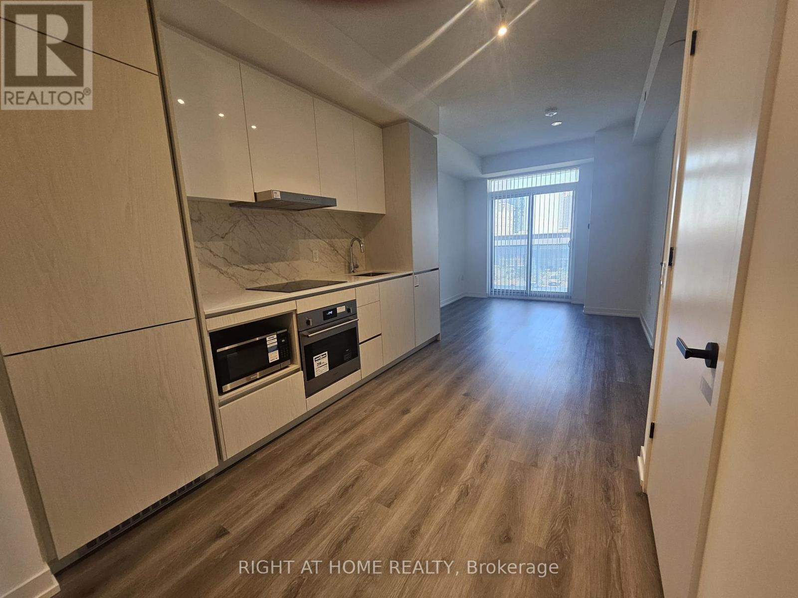 316 - 28 Interchange Way, Vaughan, Ontario  L4K 0P8 - Photo 10 - N13564802